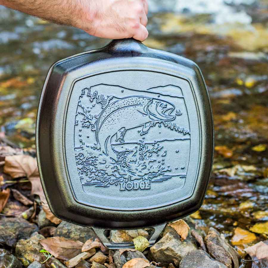 Lodge Heritage Wildlife Square Grill Pan with Fish