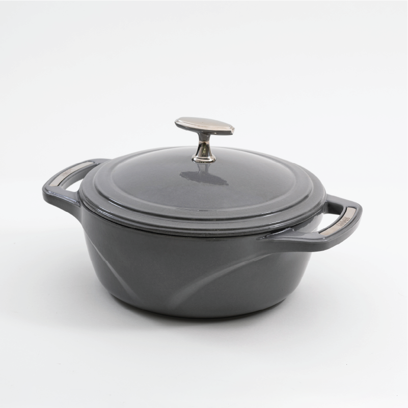 Lodge Heritage USA Enamel™ Cast Iron Dutch Oven - Image 3
