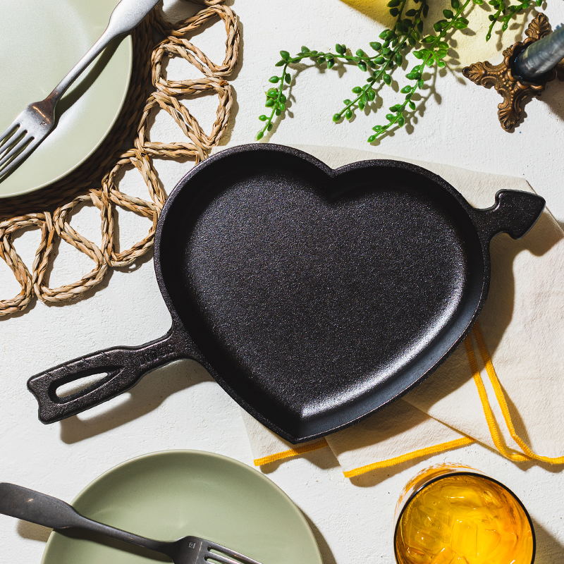 Lodge Heritage Seasoned Cast Iron Heart Skillet - Image 6