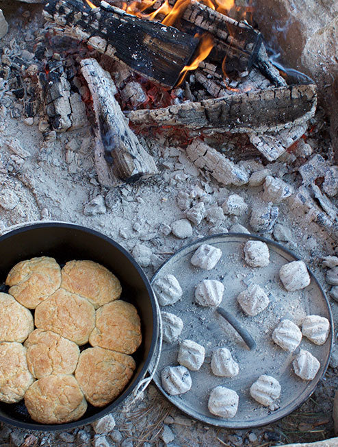 Lodge Heritage Camp Dutch Oven - Image 119