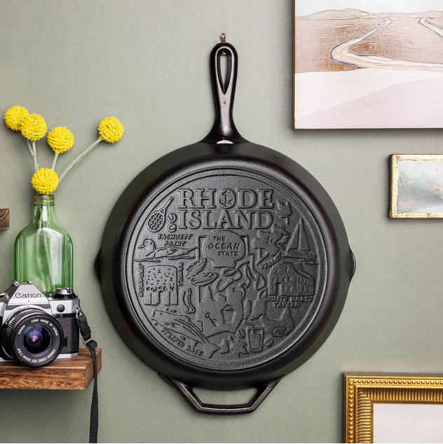 Lodge Heritage American Road Trip: 12 Inch Seasoned Cast Iron Skillet, Rhode Island - Image 2