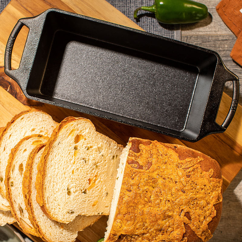 Lodge Heritage Seasoned Cast Iron Large Loaf Pan - Image 4