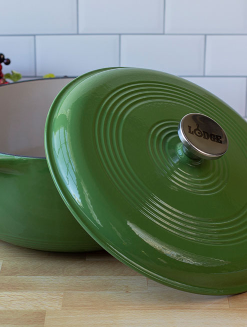 Lodge Heritage Essential Enamel Dutch Oven - Image 126