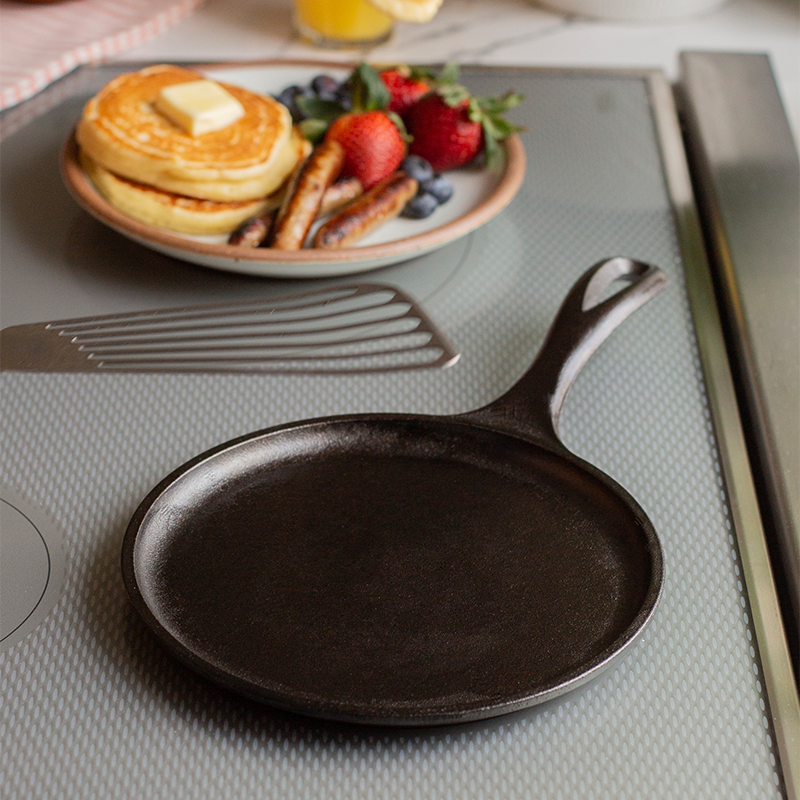 Lodge Heritage Cast Iron Griddle - Image 7