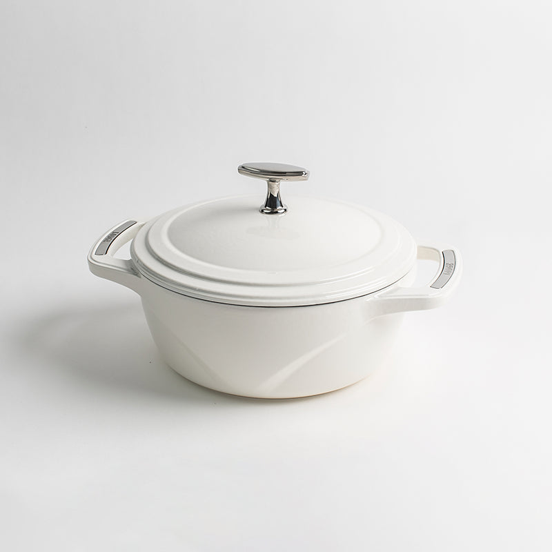 Lodge Heritage USA Enamel™ Cast Iron Dutch Oven - Image 26