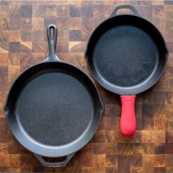 Alternative view of Lodge Heritage Lodge Heritage Fan-Favorite Skillets Set with Handle Holder