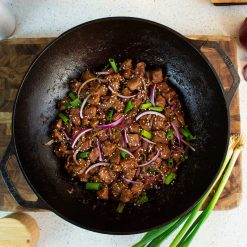Lodge Heritage 14 Inch Seasoned Cast Iron Wok