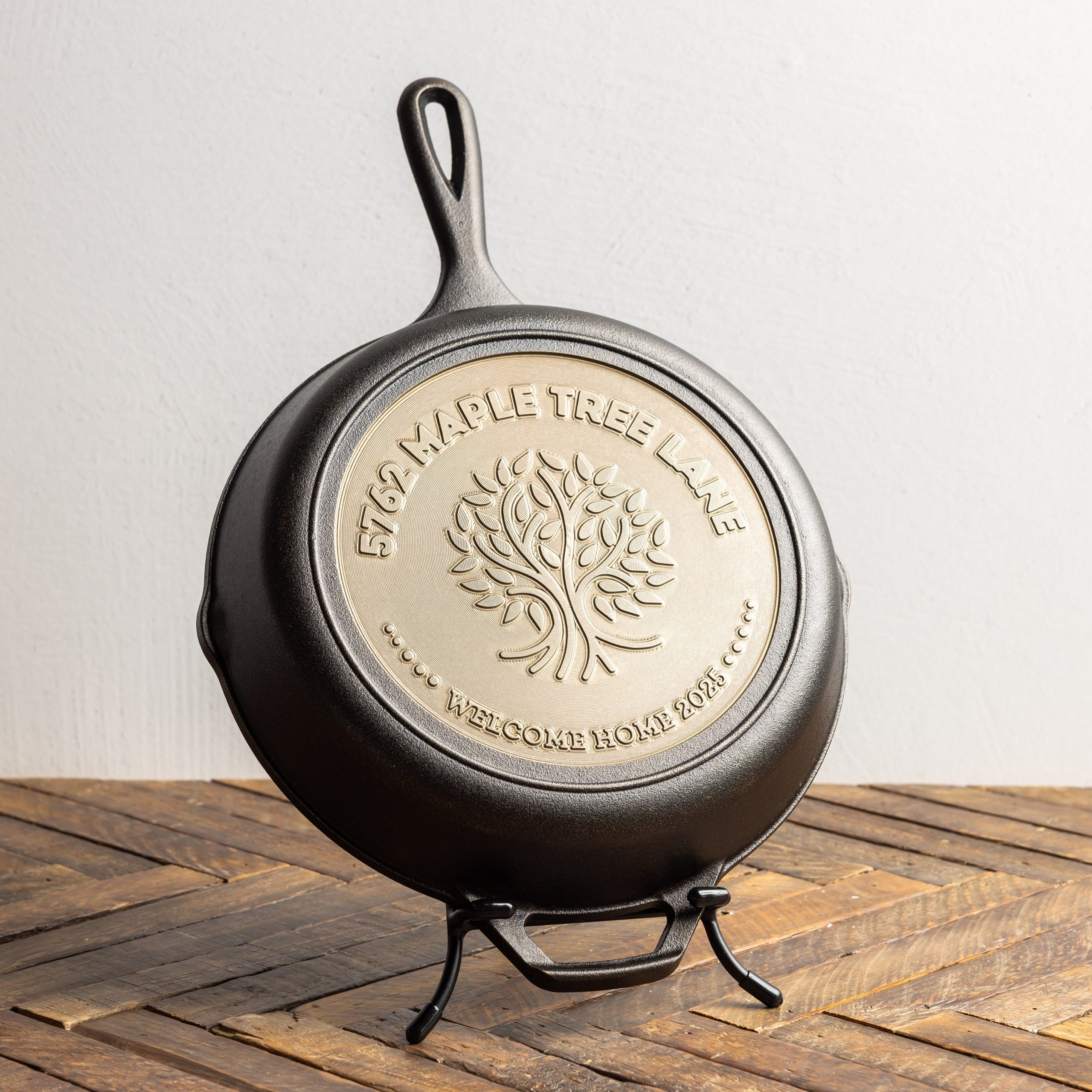Lodge Heritage Custom Engraved Tree Skillet - Image 3