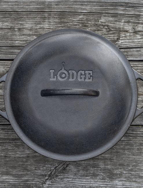 Lodge Heritage Cast Iron Dutch Ovens - Image 5