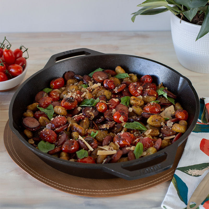 Lodge Heritage Cast Iron Dual-Handle Pan - Image 14