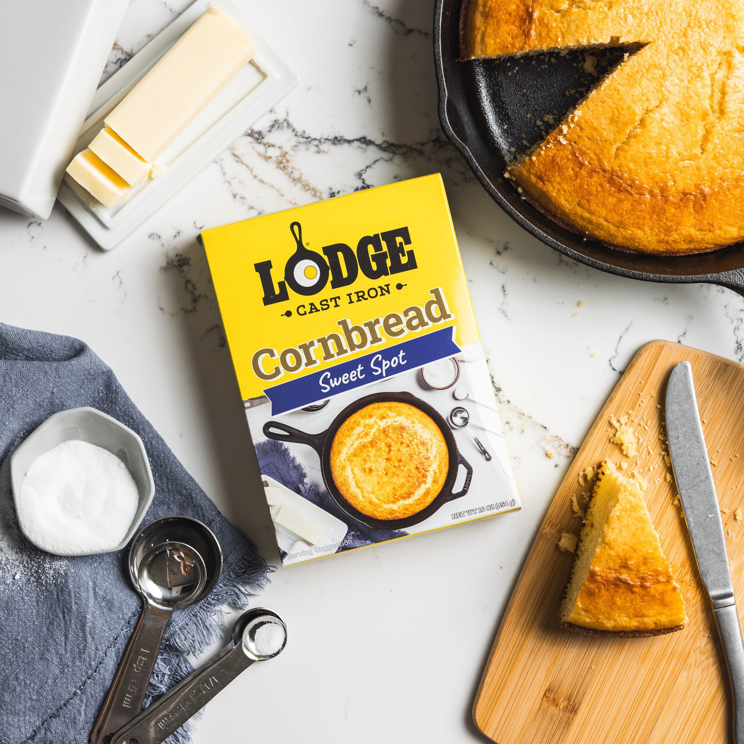 Lodge Heritage Sweet Spot Skillet Cornbread Mix - Image 4