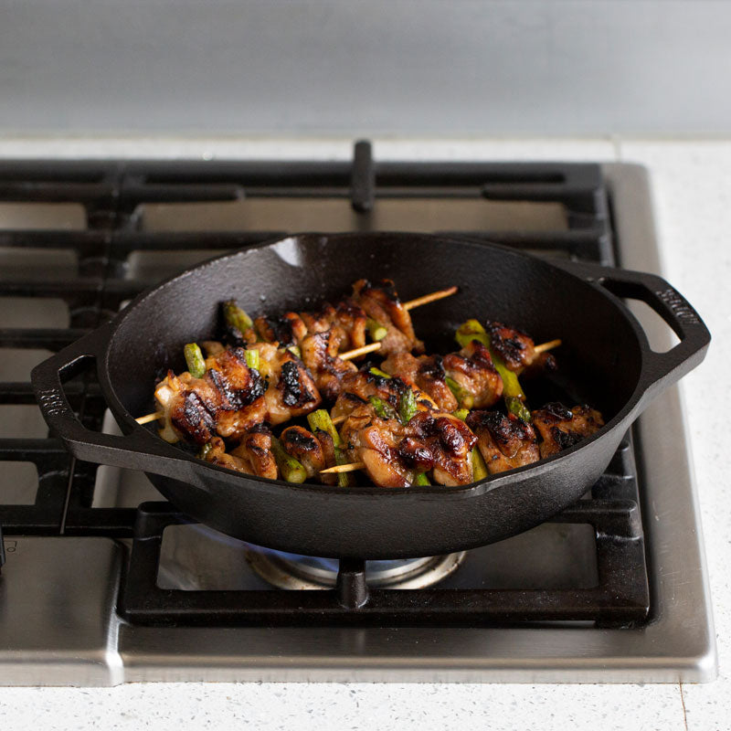 Lodge Heritage Dual Handle Cast Iron Grill Pan - Image 4