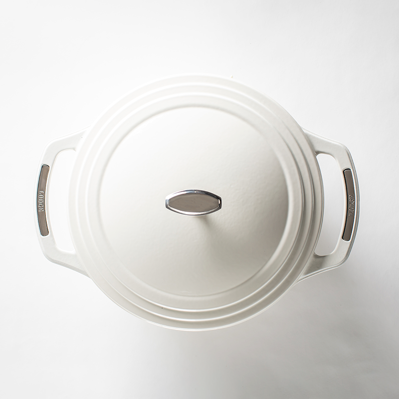 Lodge Heritage USA Enamel™ Cast Iron Dutch Oven - Image 8