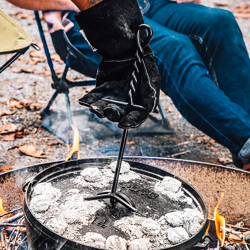 Lodge Heritage Camp Dutch Oven Lid Lifter - Image 3