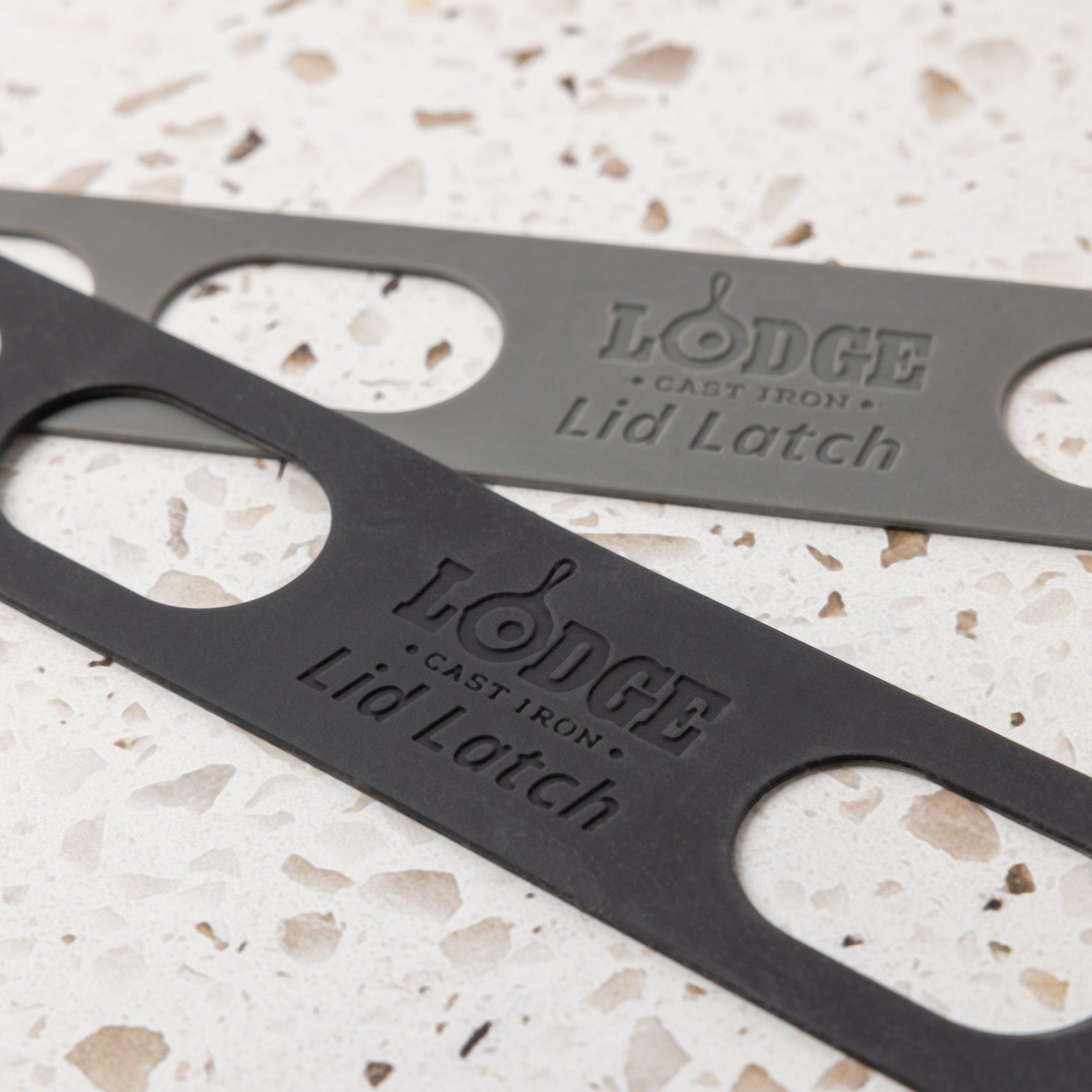 Lodge Heritage Lid Latch - Image 3