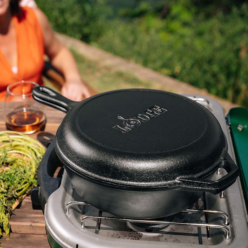 Lodge Heritage 3.2 Quart Seasoned Cast Iron Combo Cooker - Image 7