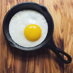 Alternative view of Lodge Heritage Heat-Treated Skillet