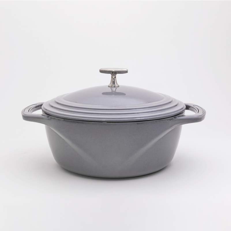 Lodge Heritage USA Enamel™ Cast Iron Dutch Oven - Image 7