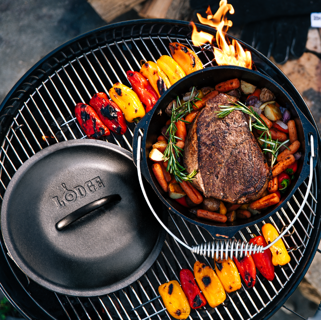 Lodge Heritage Dutch Oven with Bail Handle - Image 7