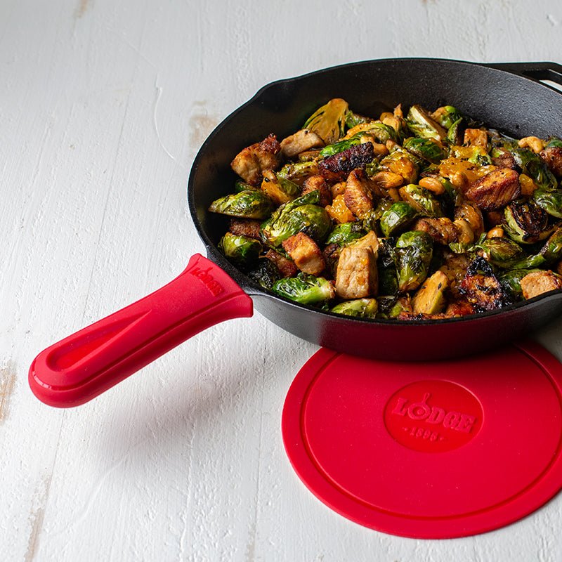 Lodge Heritage Deluxe Silicone Hot Handle Holder
