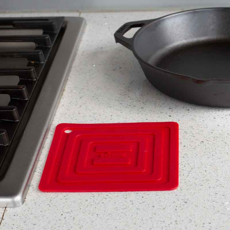 Lodge Heritage Square Silicone Pot Holder - Image 8