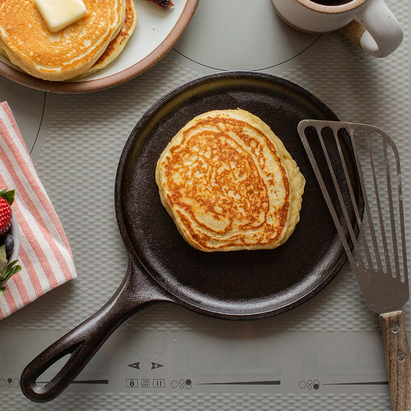 Lodge Heritage Cast Iron Griddle - Image 12